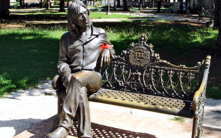 Estatua John Lennon en La Habana