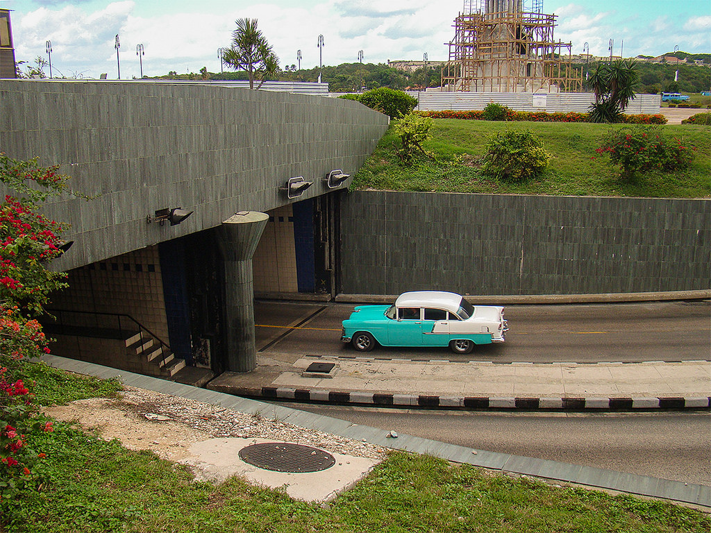 tunel 8