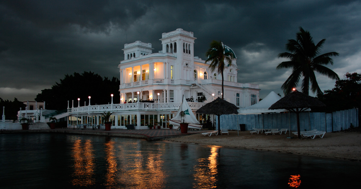 Club Cienfuegos