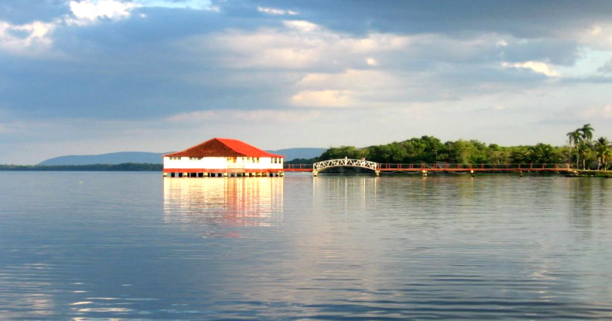 Laguna de la Lecha, Cuba